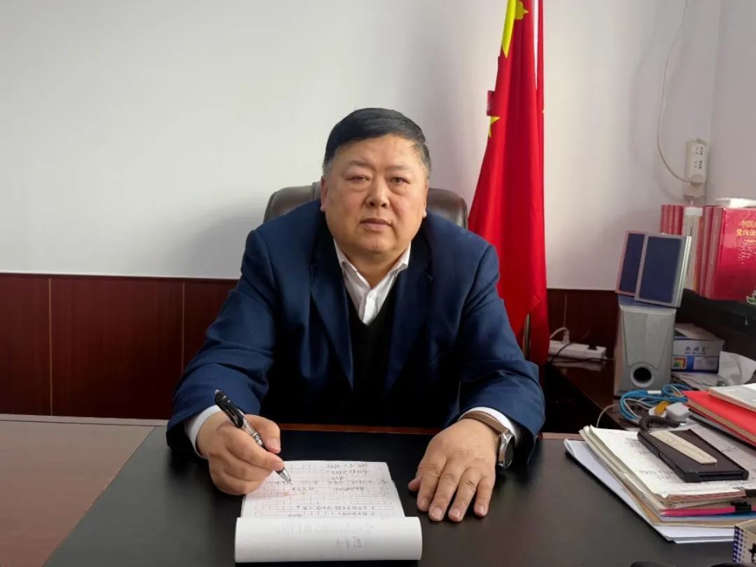 �򲩡�max(�й���)�����ٷ���վ-Unique Platform