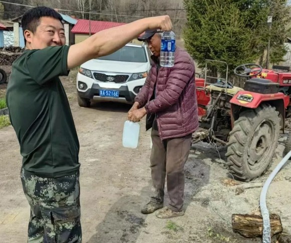 �򲩡�max(�й���)�����ٷ���վ-Unique Platform