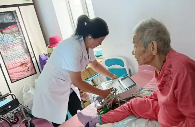 �򲩡�max(�й���)�����ٷ���վ-Unique Platform