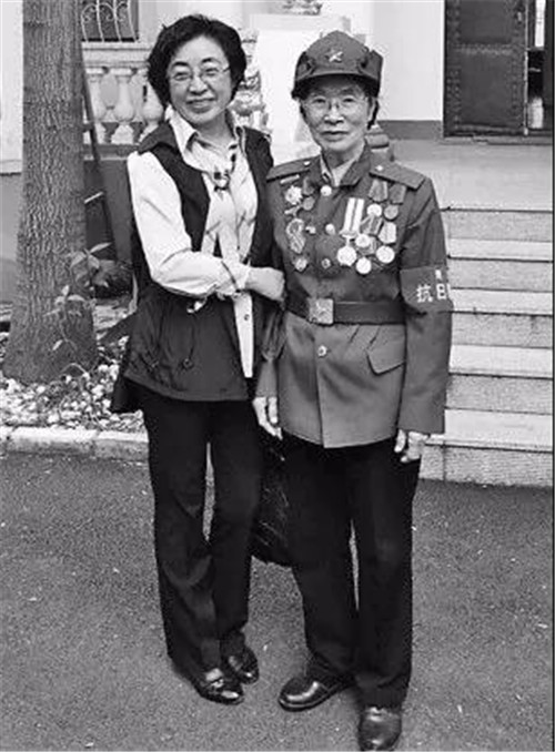 �򲩡�max(�й���)�����ٷ���վ-Unique Platform