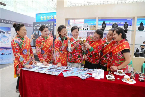 �򲩡�max(�й���)�����ٷ���վ-Unique Platform