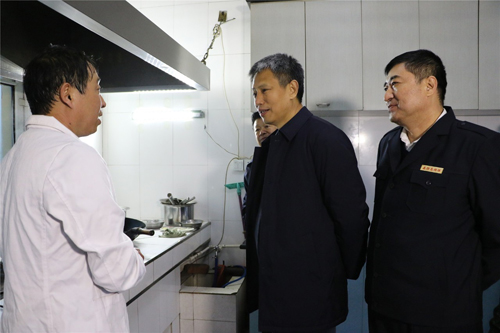 �򲩡�max(�й���)�����ٷ���վ-Unique Platform