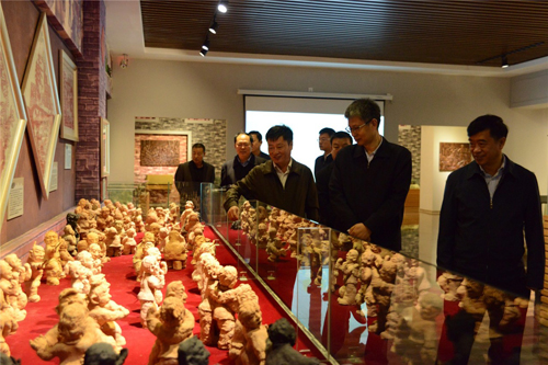 �򲩡�max(�й���)�����ٷ���վ-Unique Platform