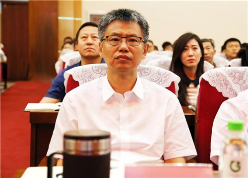 �򲩡�max(�й���)�����ٷ���վ-Unique Platform