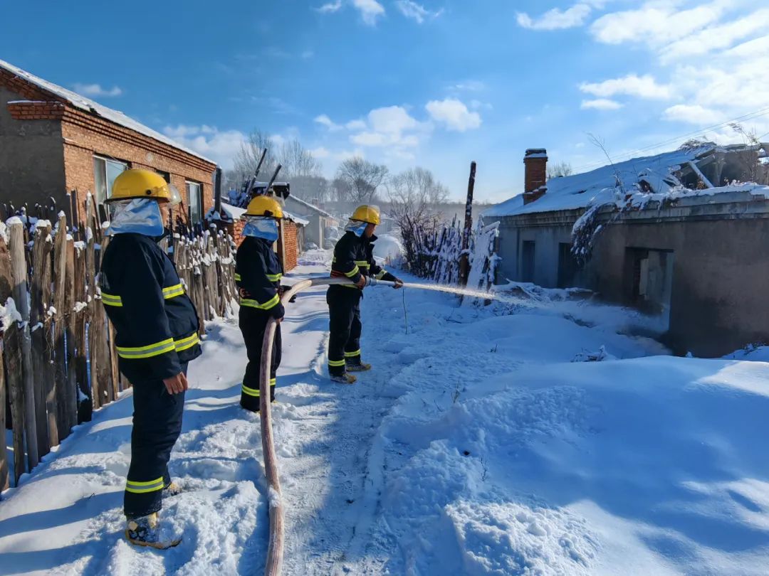 �򲩡�max(�й���)�����ٷ���վ-Unique Platform