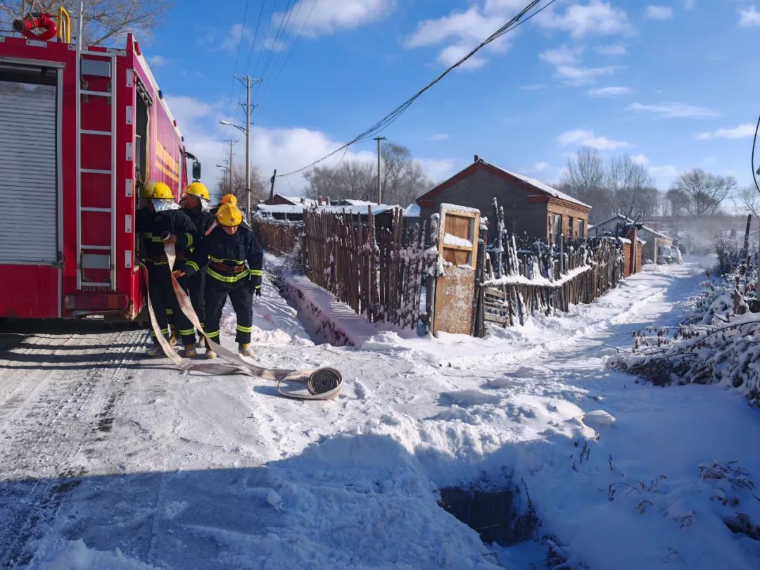 �򲩡�max(�й���)�����ٷ���վ-Unique Platform