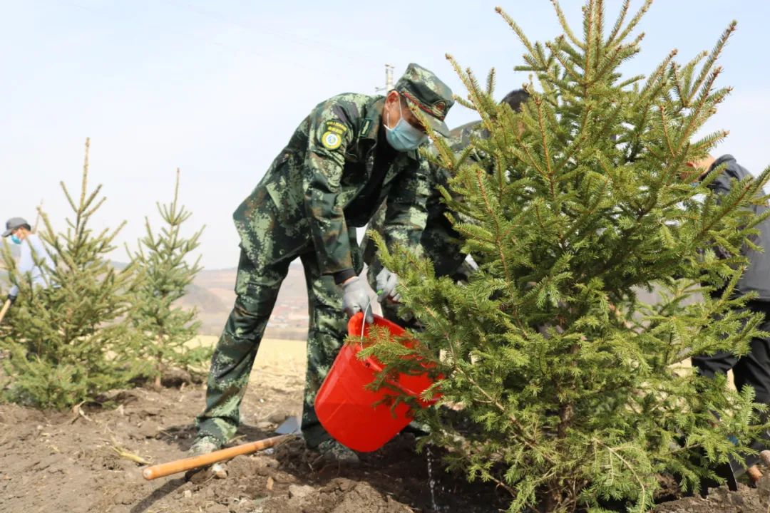 �򲩡�max(�й���)�����ٷ���վ-Unique Platform