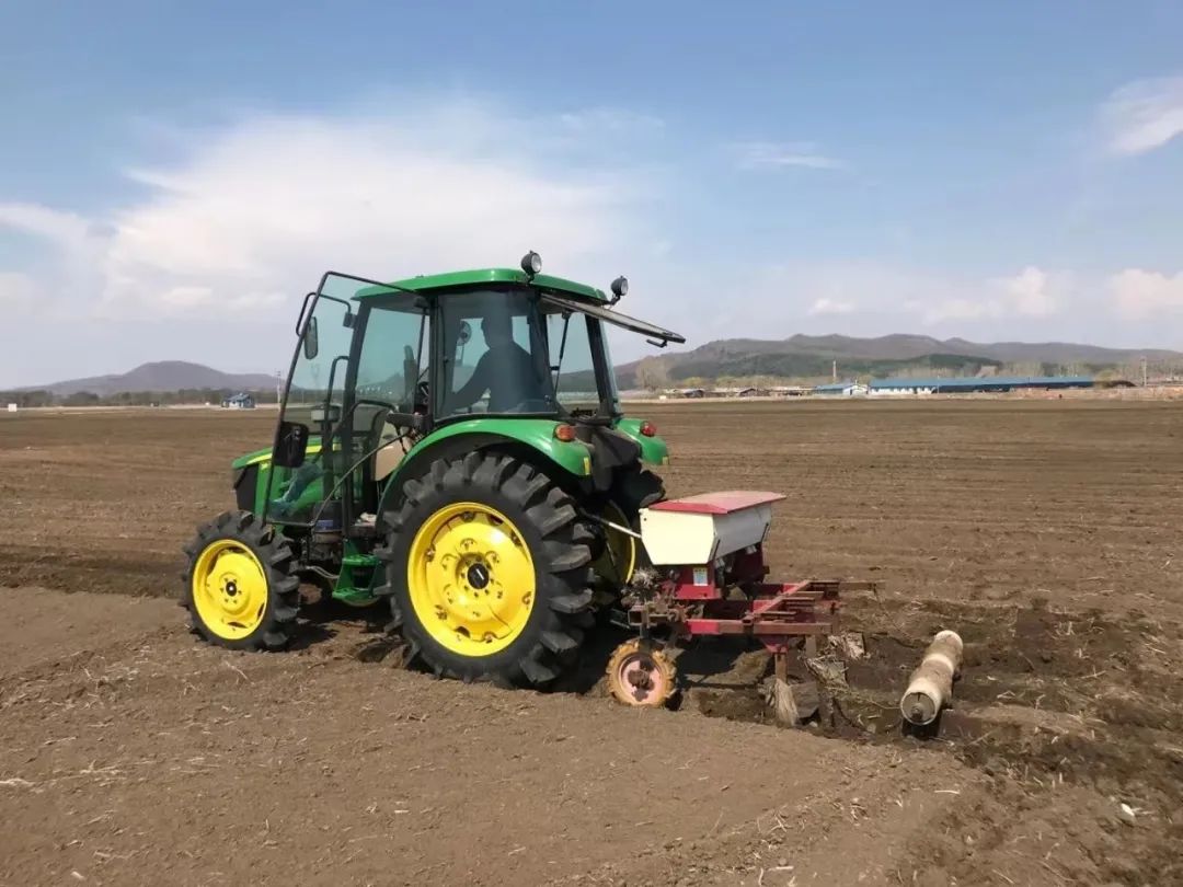 �򲩡�max(�й���)�����ٷ���վ-Unique Platform