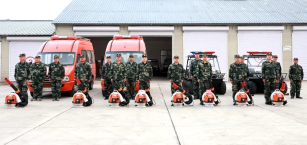 �򲩡�max(�й���)�����ٷ���վ-Unique Platform