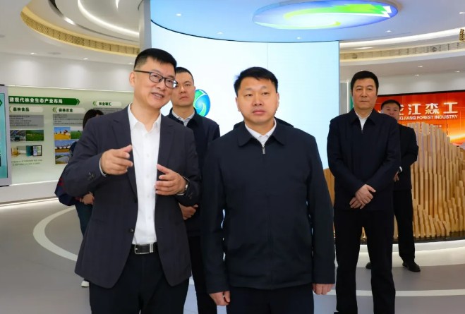 �򲩡�max(�й���)�����ٷ���վ-Unique Platform