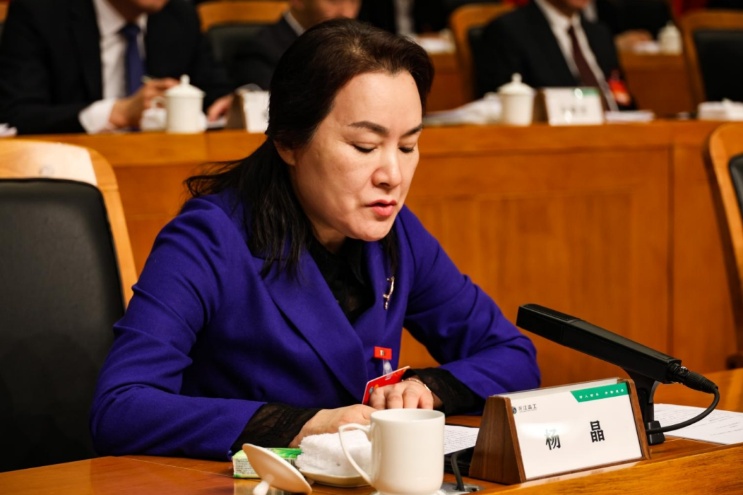 �򲩡�max(�й���)�����ٷ���վ-Unique Platform