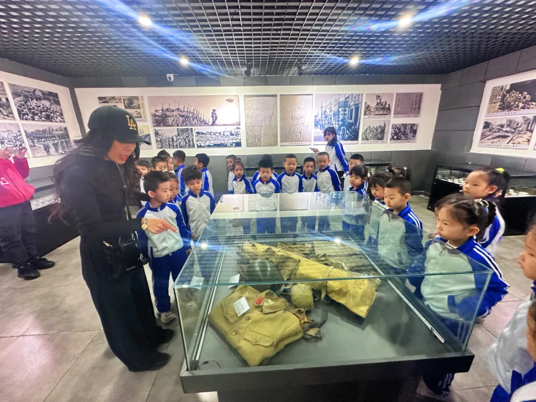 �򲩡�max(�й���)�����ٷ���վ-Unique Platform