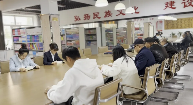 �򲩡�max(�й���)�����ٷ���վ-Unique Platform