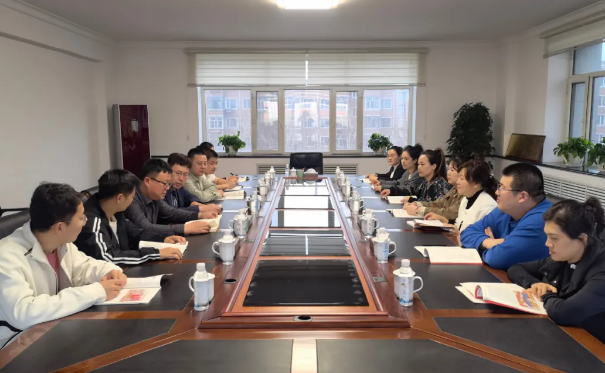 �򲩡�max(�й���)�����ٷ���վ-Unique Platform