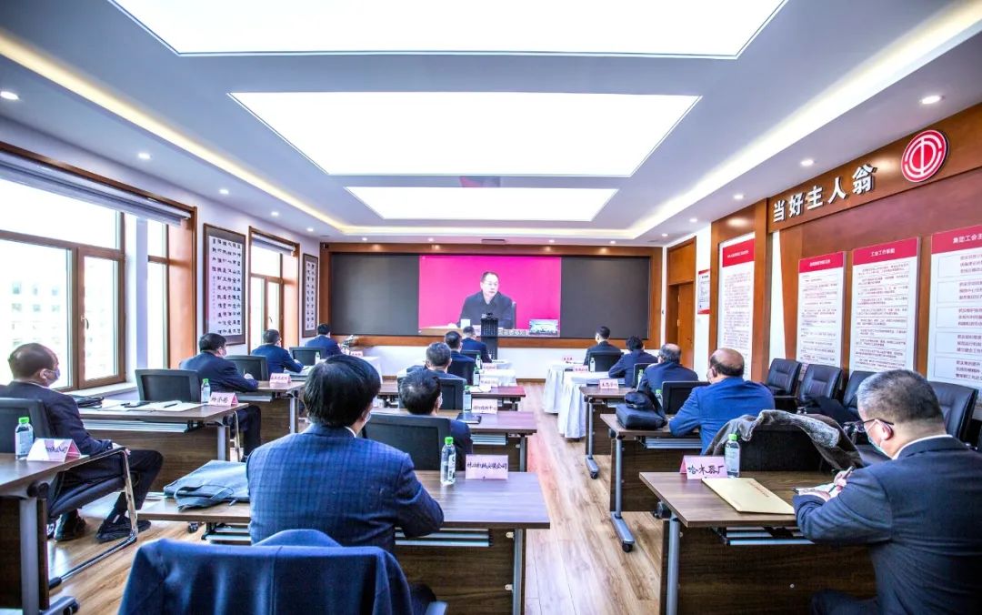 �򲩡�max(�й���)�����ٷ���վ-Unique Platform