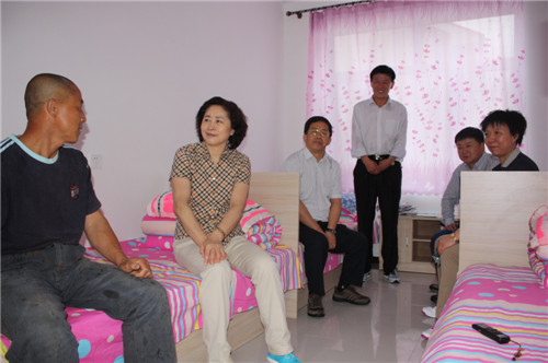 �򲩡�max(�й���)�����ٷ���վ-Unique Platform