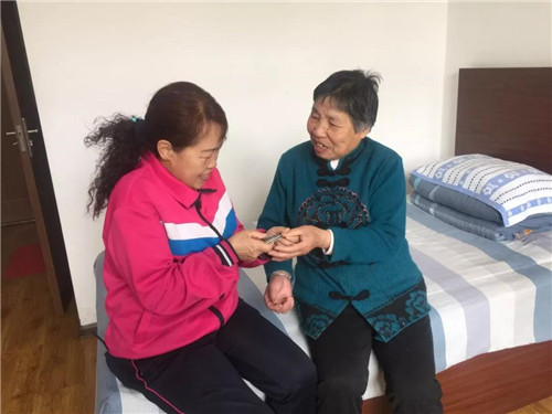 �򲩡�max(�й���)�����ٷ���վ-Unique Platform